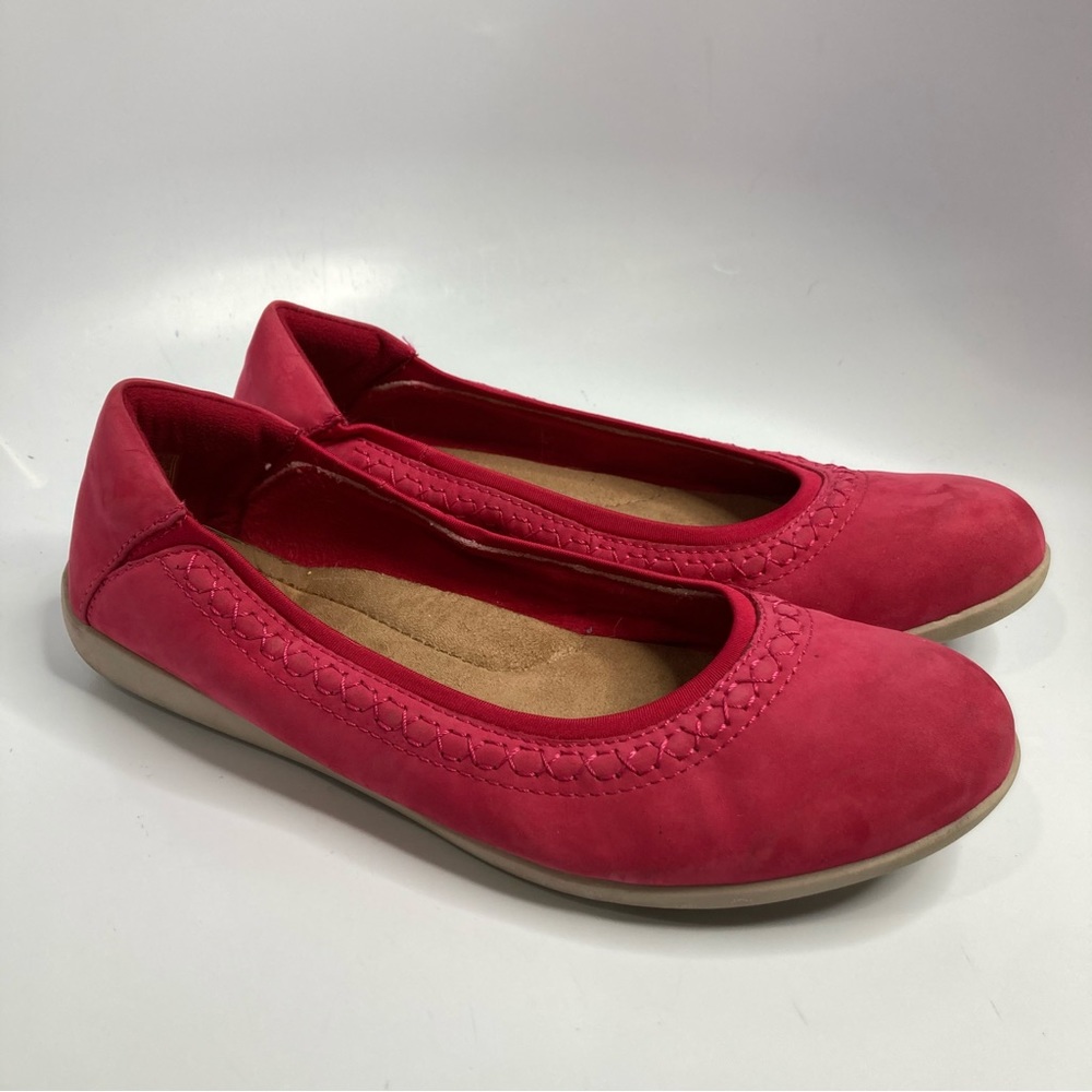 Earth Origins flats in Raspberry size 10